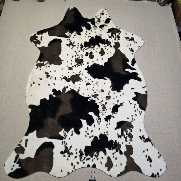 Faux Cowhide Rug / Mat Colors White Brown Black Measures 43 Inches ×29.5 Inches - Picture 1 of 8